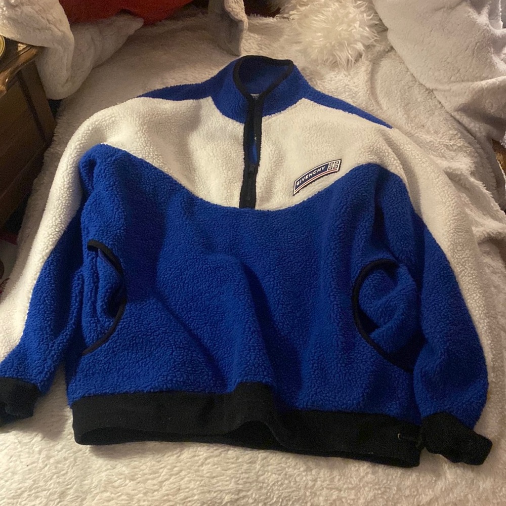 BARELY WORN BLUE GIVENCHY SWEATER SIZE LARGE